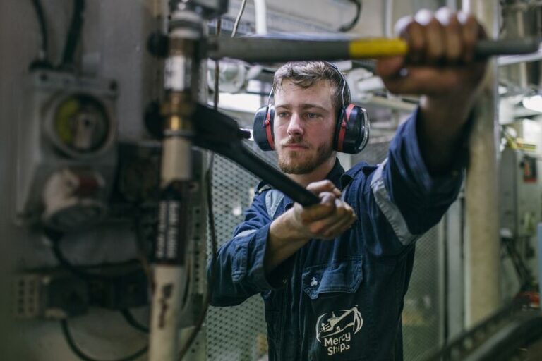 GND180821 COM780 VANNOPPEN ENGINEERING LA005 HI LO 768x512